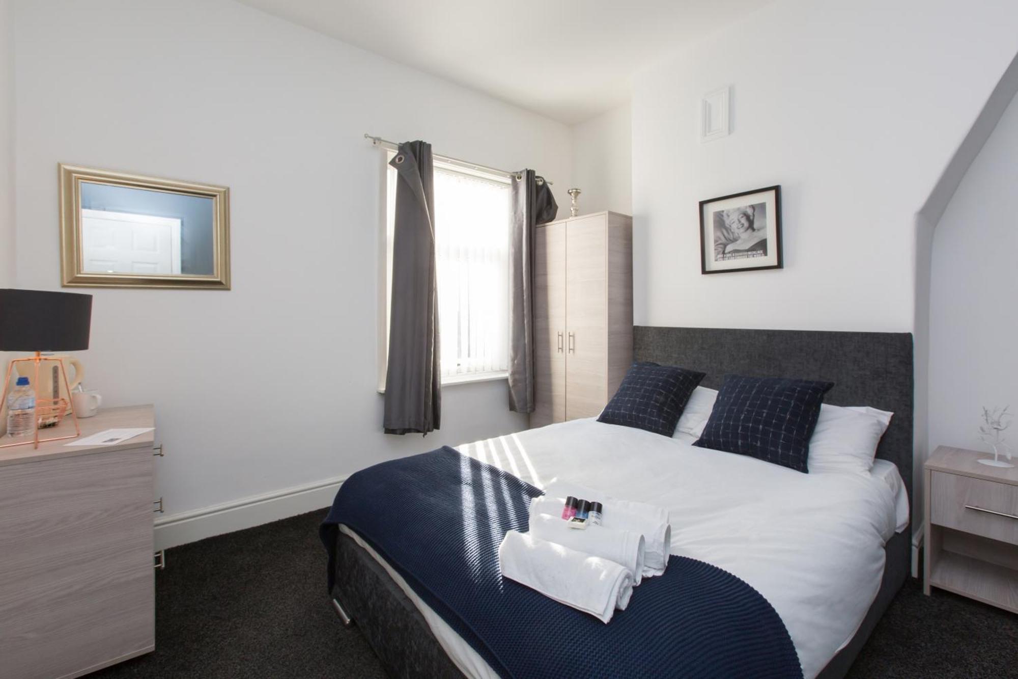 Bed and Breakfast Townhouse @ Corporation Street Stoke Номер фото